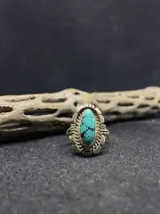 Native American Navajo kingman turquoise Sterling Silver Ring Size 7.5