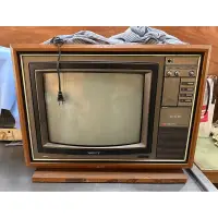 在飛比找蝦皮購物優惠-Sony新力牌古董電視/復古電視