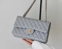 在飛比找Yahoo!奇摩拍賣優惠-二手CHANEL CF25 Classic flap bag