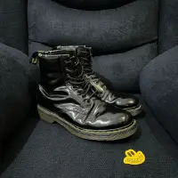 在飛比找蝦皮購物優惠-Dr Martens 1460 黑色光滑尺寸 42