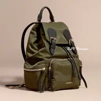 在飛比找Yahoo!奇摩拍賣優惠-【現貨特價】正品Burberry軍綠色金釦金鏈科技尼龍與皮革