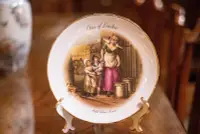 在飛比找Yahoo!奇摩拍賣優惠-英國中古TUSCAN托斯卡納油畫風裝飾盤
