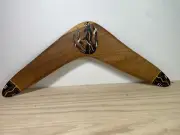 Australian Wooden Boorahbee Boomerang Hand Painted Kangaroo