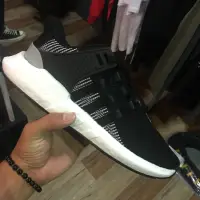 在飛比找蝦皮購物優惠-Adidas Eqt boost 93/17 黑白