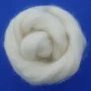 White Wool Corriedale Needlefelting Top Roving Dyed Spinning Wet Felting Fiber