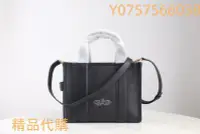 在飛比找Yahoo!奇摩拍賣優惠-（精品代購）MARC JACOBS- the travele