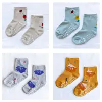 在飛比找momo購物網優惠-【needo socks】KIDS 止滑童襪組(四雙入/純棉