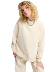 [Puma] Wardrobe Essentials Oversized Crew in Alpine Snow