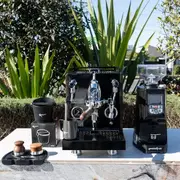 BELLEZZA INIZIO R CUSTOM BLACK & DARK WOOD + EUREKA ATOM 65 GRINDER PACKAGE