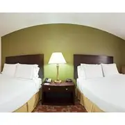 Holiday Inn Express Vincennes