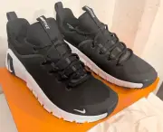 NIKE Free Metcon 6 - Black/White - Size 10 - Brand NEW