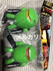 NINE Chaser Animated Green 2 Figures