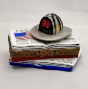 FDNY Ladder 31/Engine 5428, NYC Fire Fighters, La Vie En Rose Limoges France