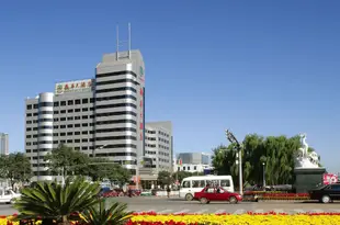 承德盛華大酒店Shenghua Hotel