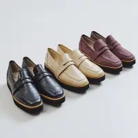 在飛比找蝦皮商城優惠-ORiental TRaffic 經典方頭厚底樂福鞋 (日本