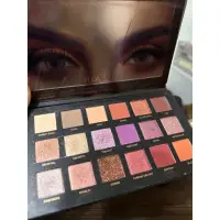 在飛比找蝦皮購物優惠-HUDA BEAUTY 沙漠黃昏Desert Dusk Ey