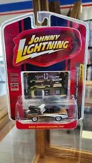 Johnny Lightning Thirteen 13 Customs '69 Pontiac Firebird Convertible in gold