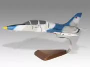 Aero L-39 Albatros Jet Pilot Training Aid Desk Wood Aircraft Model Small 1/48