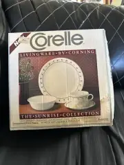 1984 Vintage Corelle The Sunrise Collection 16-24-N