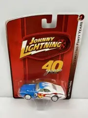 Johnny Lightning 1967 Pontiac Firebird White Blue