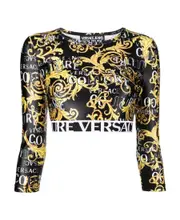 cropped all-over logo print top IT38 Black