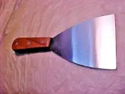 NEW SCRAPER BY WINCO APPROX 8 3/8" L S/S BLADE TN54 #249 - GRILL OR PAINTING