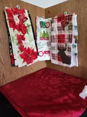 1589. ST. NICHOLAS KITCHEN TOWELS POINTSETT, REINDEER OR TRACTOR SET OF 2