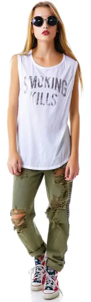 [Chaser] Smoking Kills Sleeveless Tee