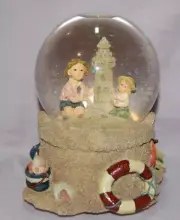 Boyd's Collection Yesterday's Child - The SF Music Box Gift #2790SF "Sand" Globe