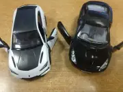 2 Pk: Kinsmart DieCast Metal Pullback Action Model Cars E13B