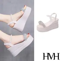 在飛比找momo購物網優惠-【HMH】坡跟涼鞋 厚底涼鞋 珍珠涼鞋/華麗閃耀鑽帶珍珠造型