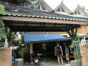 快樂之家簡易別墅Happy House Bungalows