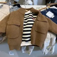 在飛比找生活市集優惠-韓版男童咖啡色針織開衫外套 純色針織外套