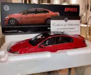 Biante 1:18 Holden VF SSV Redline Commodore Model Red Hot Black Roof RARE SS V