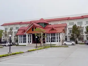 希拉優克大飯店Silayok Grand Hotel