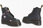 DR. MARTENS - SIZE: 7 - Sinclair Hearts Platform Boot - LIMITED EDITION! - NEW!