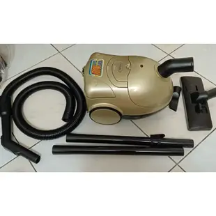 拍賣 極新 KOLIN 歌林吸塵器 （TC-L300W) 300W大吸力  功能正常 配件齊全 台北自取！！