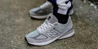 在飛比找Yahoo!奇摩拍賣優惠-New Balance 990V5  Nb990 V5 灰 