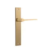 Iver Como Lever Handle on Rectangular Backplate Brushed Brass