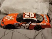 Tony Stewart #20 Home Depot Father's Day 2004 Monte Carlo Action 1:24 Brand New