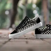 在飛比找蝦皮購物優惠-Vans Style 36 方格黑白色原裝