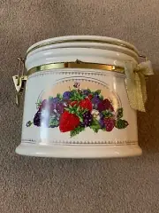 Knotts Berry Farm Ceramic Cookie Oval Canister with Hinged Lid