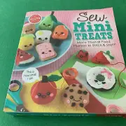 Klutz Sew Mini Animals Craft Kit (K810644)