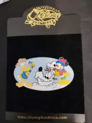 LE100 OLD Disney Auctions PINS Winter Fun Mickey Donald Duck Build Goofy Snowman