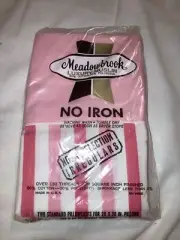 New Vintage Meadowbrook Luxury Muslin Pink White Pillowcases No Iron 20X26 USA!