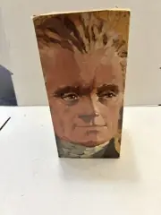 Vintage Avon White THOMAS JEFFERSON Bust Wild Country After Shave Bottle