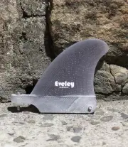 2.9" Classic Center Fin, dark smoke Pro Glass with a machined finish.