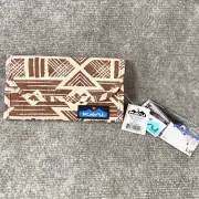 Kavu Big Spender Wallet Aztec Print Bedrock Brown Brick Color Tri-Fold Lined NEW