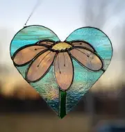 WHITE DAISY HEART Australian Flower Stained Glass SUNCATCHER Mothers Day Present