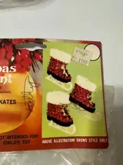 Vintage Walco ICE SKATES Boots Sequin BeadEd Christmas Ornament Kit Craft Pins